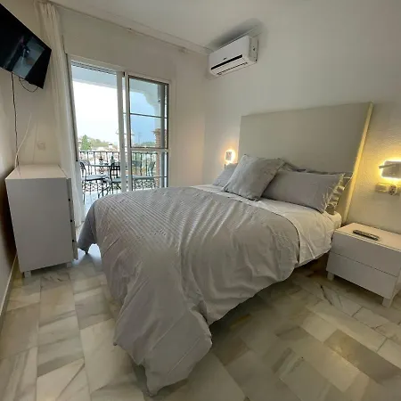 Malagatravelbook Piscina Y Parking Gratis Appartement Málaga