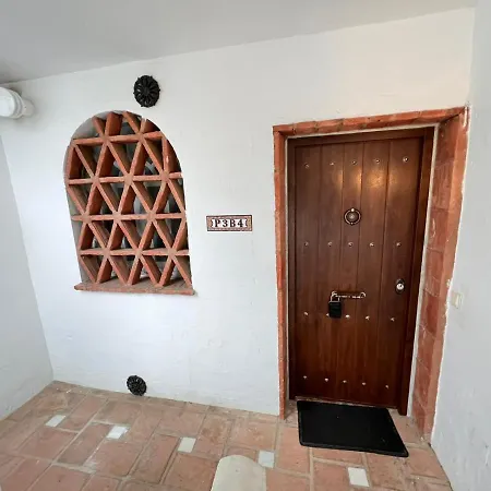 Malagatravelbook Piscina Y Parking Gratis * Malaga